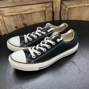 Converse CTAS Black Low-Top Sneakers Unisex M7 W9